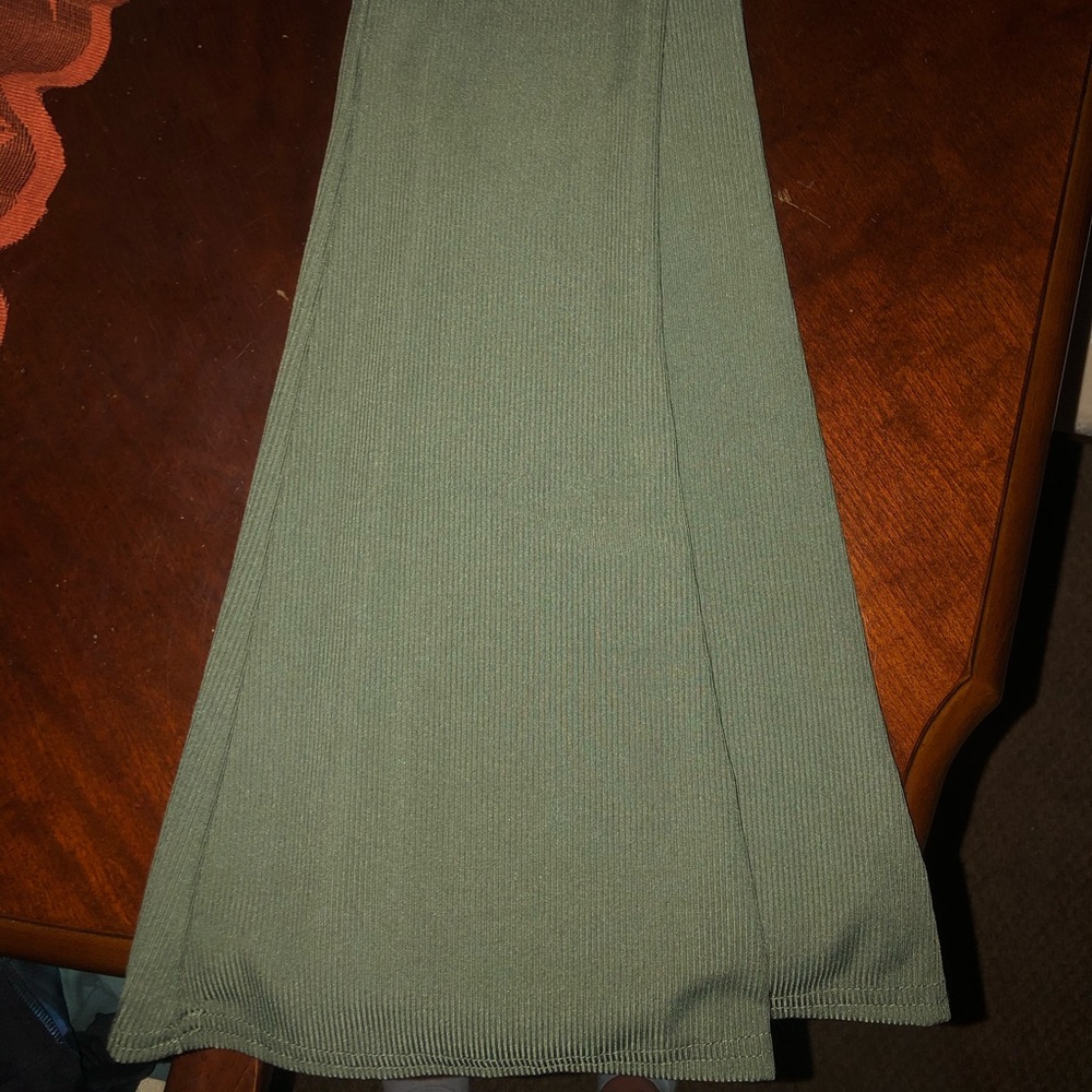 Stretchy flair pant